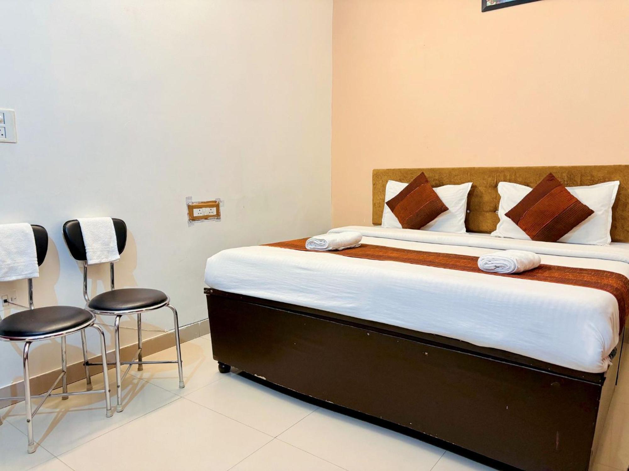 Hotel Sunrise Inn Kota  Eksteriør billede