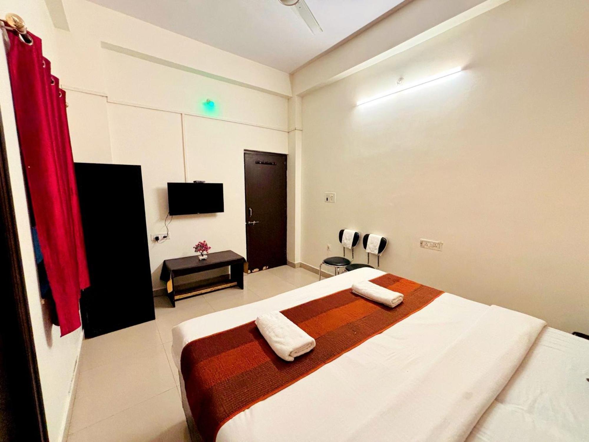 Hotel Sunrise Inn Kota  Eksteriør billede