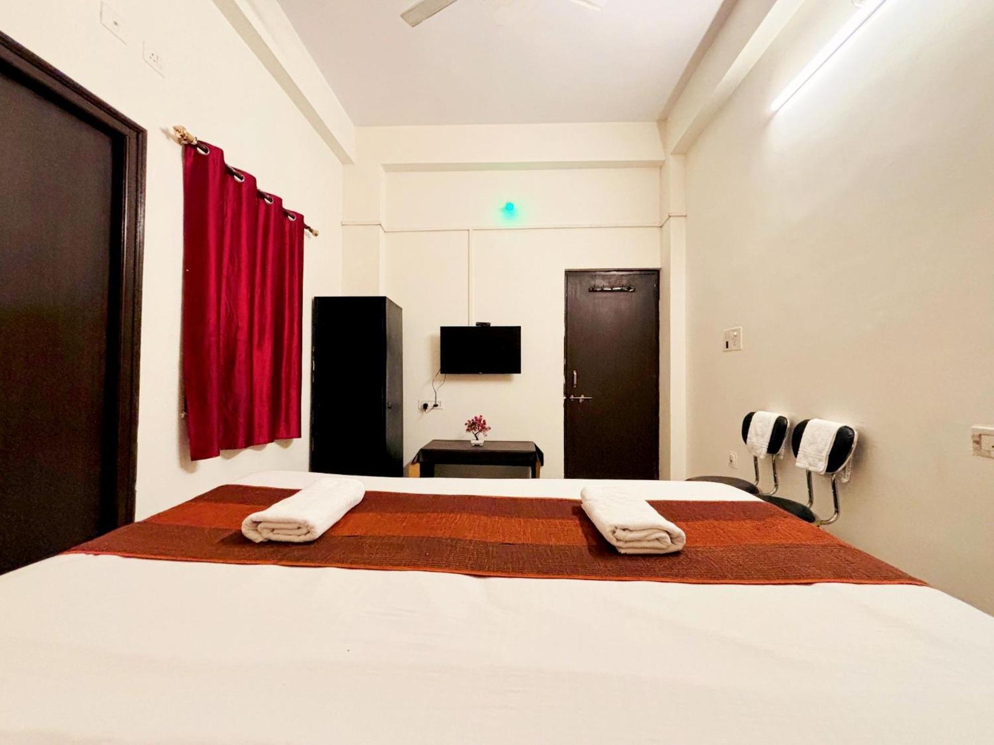 Hotel Sunrise Inn Kota  Eksteriør billede